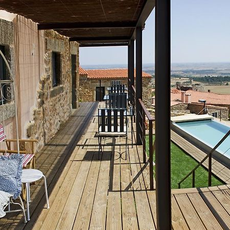 Casa Da Cisterna Guest House ฟิเกรา เด กาสเตโล รอดริโก ภายนอก รูปภาพ