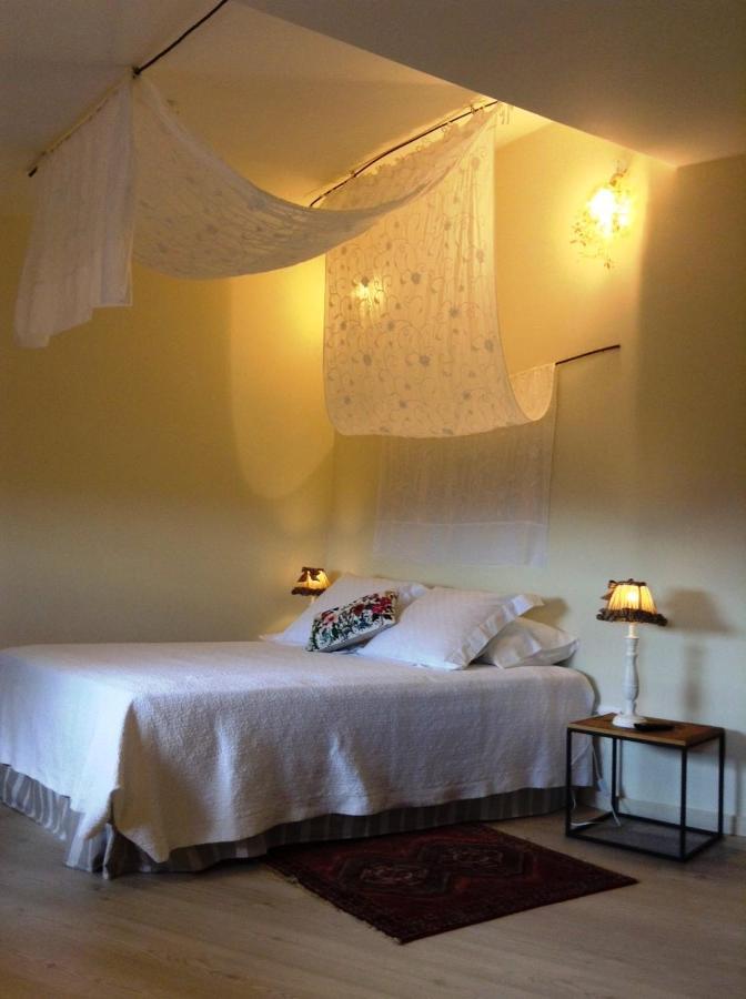 Casa Da Cisterna Guest House ฟิเกรา เด กาสเตโล รอดริโก ภายนอก รูปภาพ